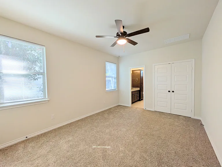 2250 W Bridge St — Photo 17