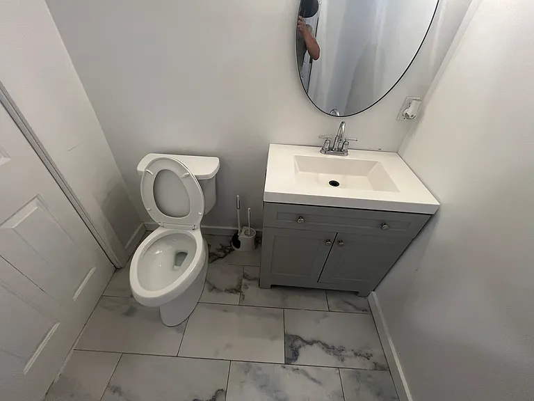 455 Pavonia Ave #1B — Photo 4