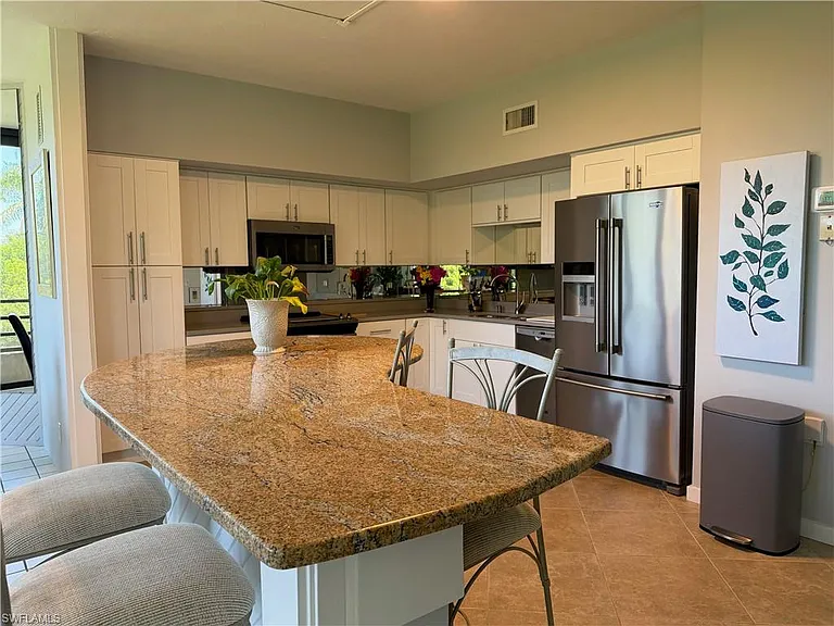 5555 Heron Point Dr #101 — Photo 12