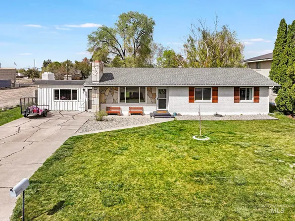 1233 Alder Dr, Twin Falls, ID 83301