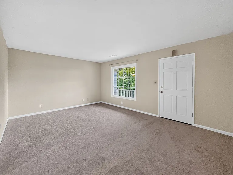 1807 San Miguel Dr — Photo 4