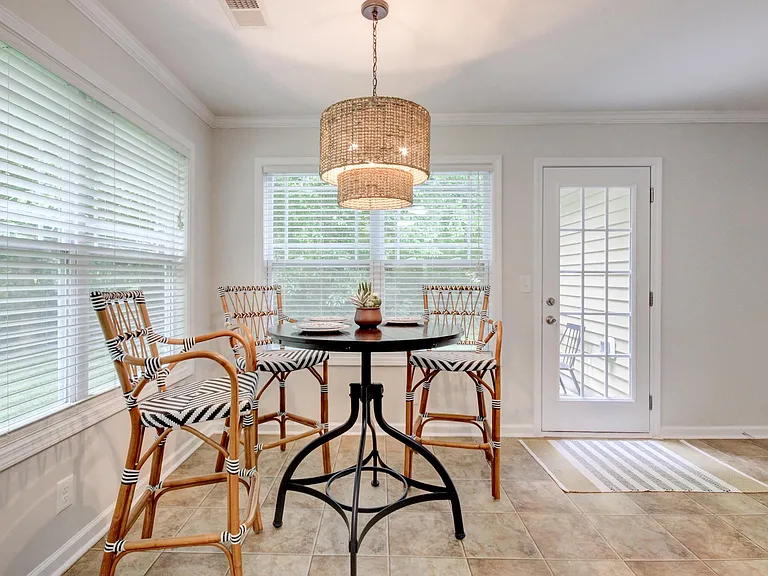 816 Dunbar Cave Rd — Photo 10