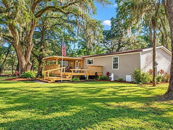 3rd image of 14420 SW TUSTENUGGEE AVENUE