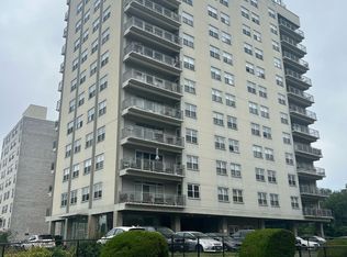 2370 North Ave UNIT 4C, Bridgeport, CT 06604