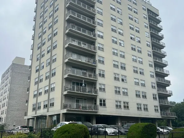2370 North Avenue #4C, Bridgeport, CT 06604