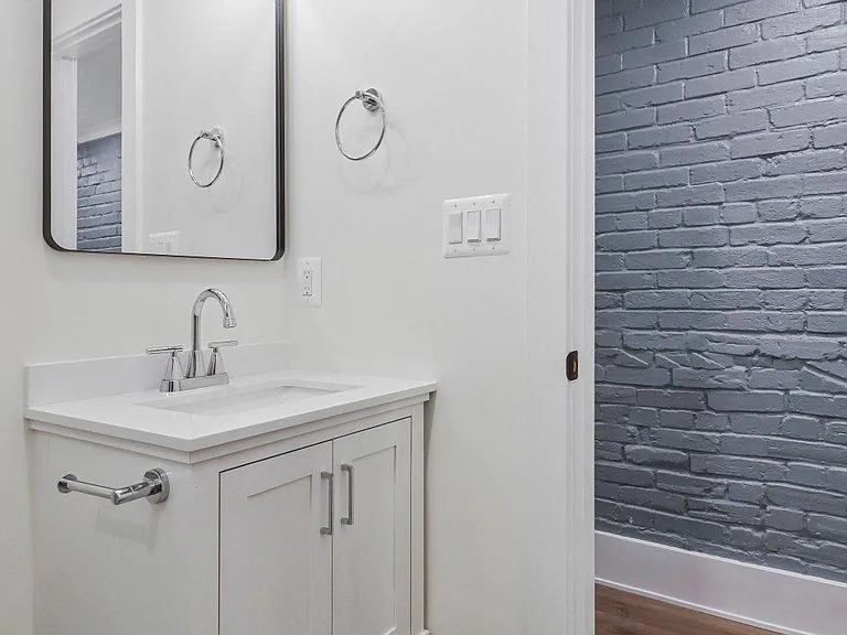 29 N St NW #1 — Photo 15