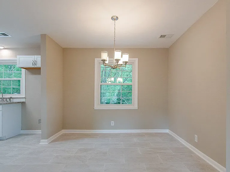 7949 Stallion Dr — Photo 6