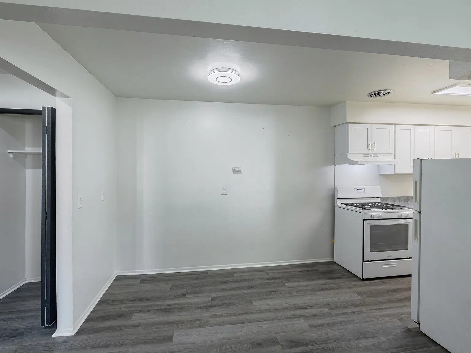 1 bed, 635 sqft, $945 — Photo 3