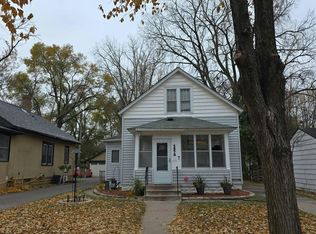 1572 York Ave, Saint Paul, MN 55106