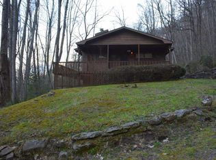 387 Walnut Br, Robbinsville, NC 28771