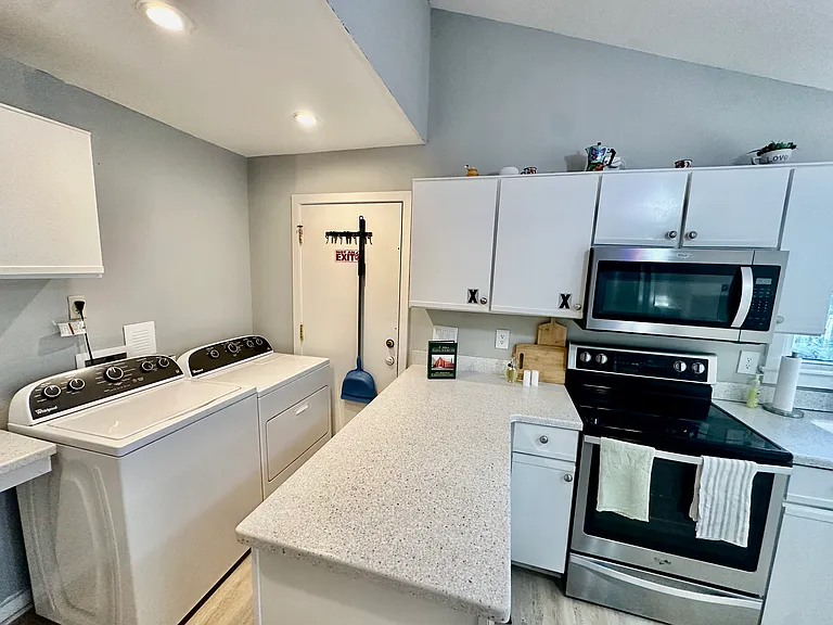 1116 Alcott Ct #Q — Photo 8
