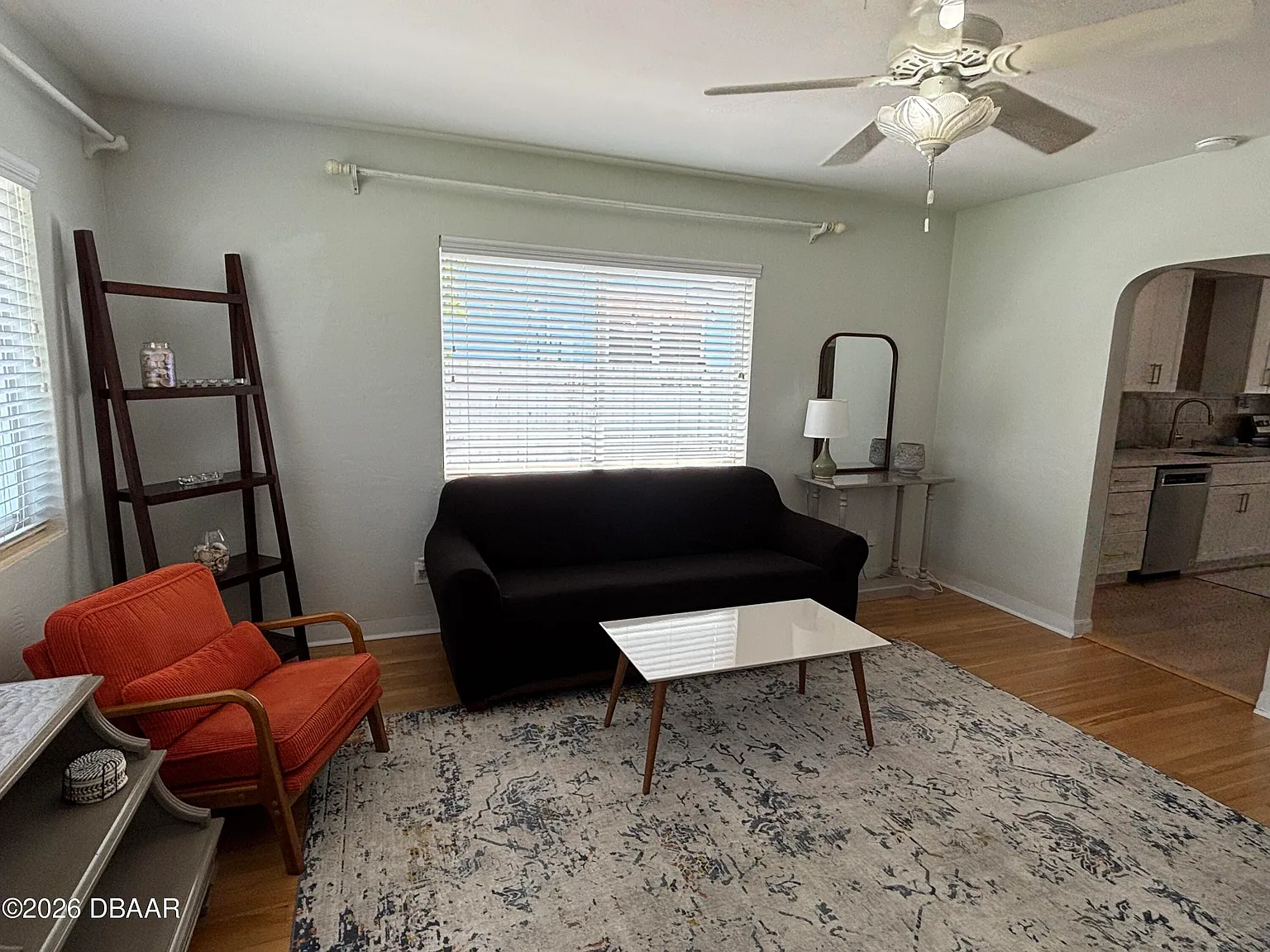 3 bed, 2.0 bath, 1562 sqft, $2,400 — Photo 3