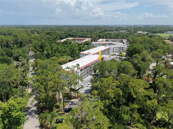 200 EL CAMINO DRIVE #306, WINTER HAVEN, FL 33884
