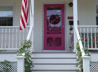 393 Midland Ave, Rye, NY 10580