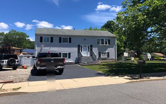 1st image of 936 Fairview Dr