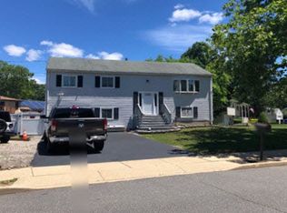 936 Fairview Dr, Toms River, NJ 08753
