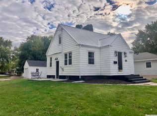 853 8th St SE, Mason City, IA 50401