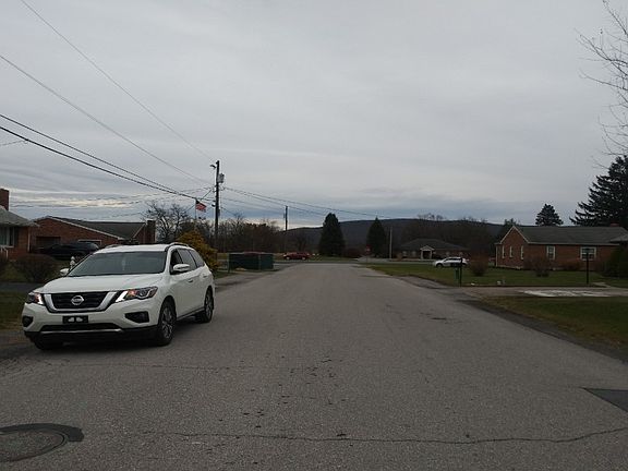 5th image of 112 Miller Dr