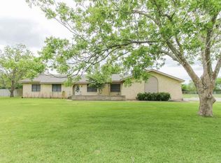 199 Loma Linda, Beeville, TX 78102