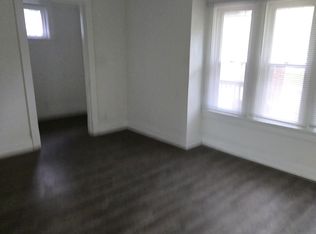 2641 N 39th St #1, Milwaukee, WI 53210