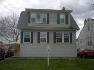 23934 Elmira St, Saint Clair Shores, MI 48082