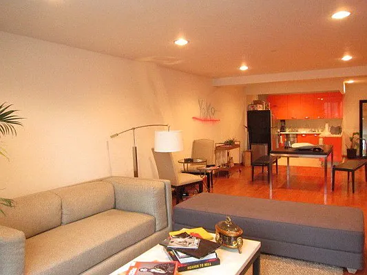 Rented by Kian Realty | media 17