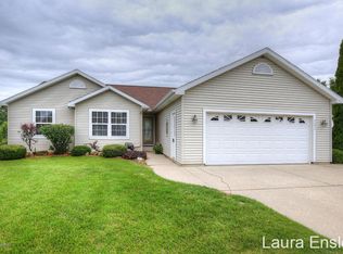 4892 Dio Dr, Cedar Springs, MI 49319