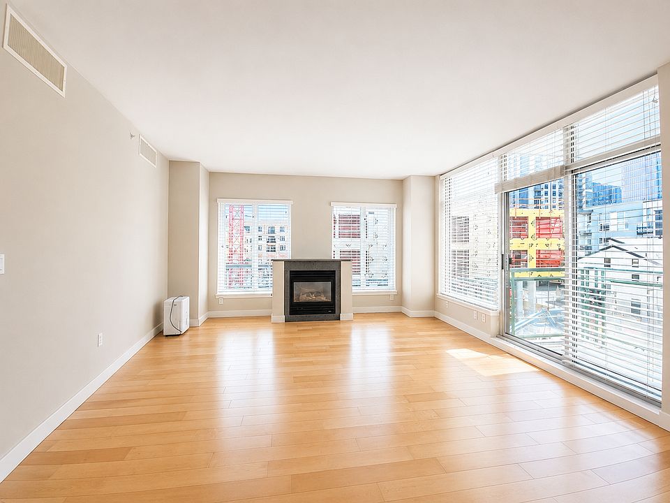 1st image of 1188 106th Ave NE APT 422