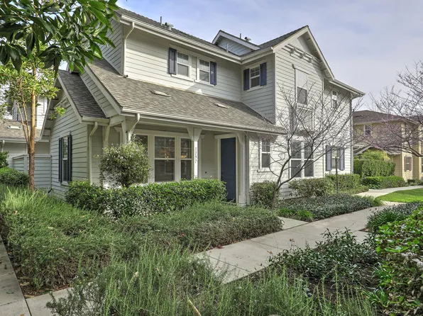1197 Calle Lagunitas, Carpinteria, CA 93013