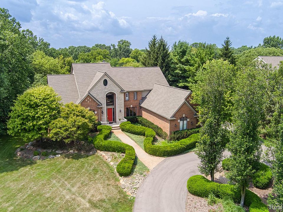 1st image of 3720 Northwood Dr