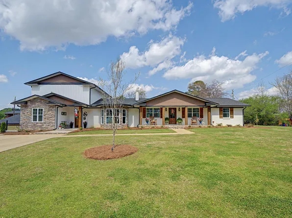 5 Woodmont Dr, Belmont, MS 38827