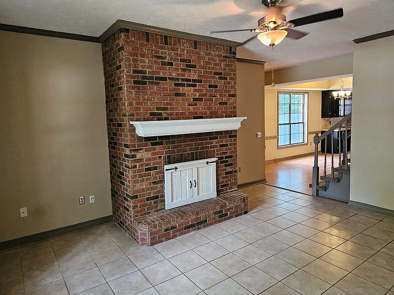 472A Brendalwood Dr — Photo 5