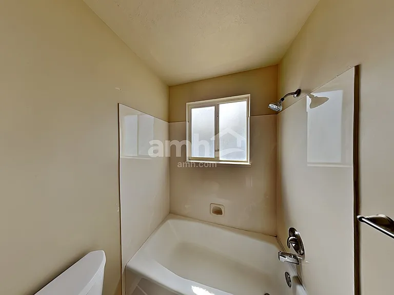 1401 N 2225 W — Photo 11