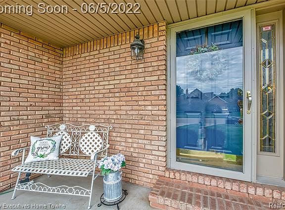 4th image of 4107 Stoney Creek Dr