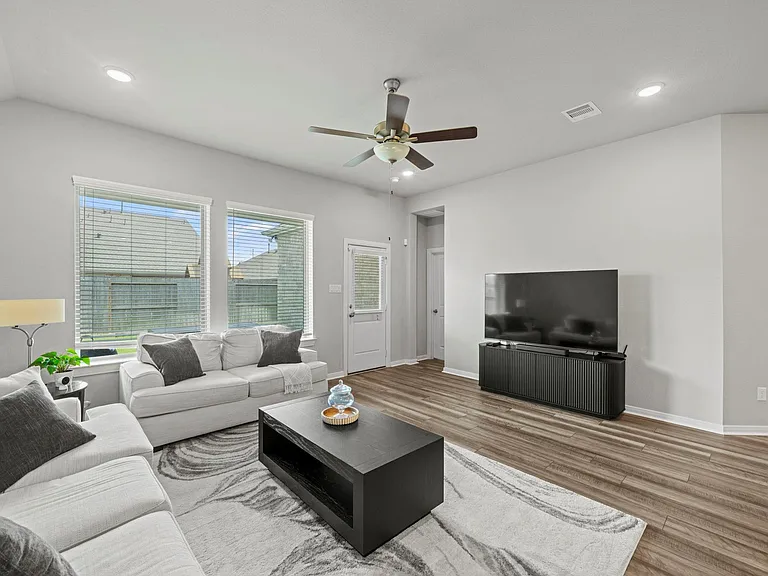 30319 Tall Fescue Dr — Photo 3