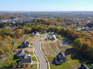 4328 Deere Trl, Chaska, MN 55318