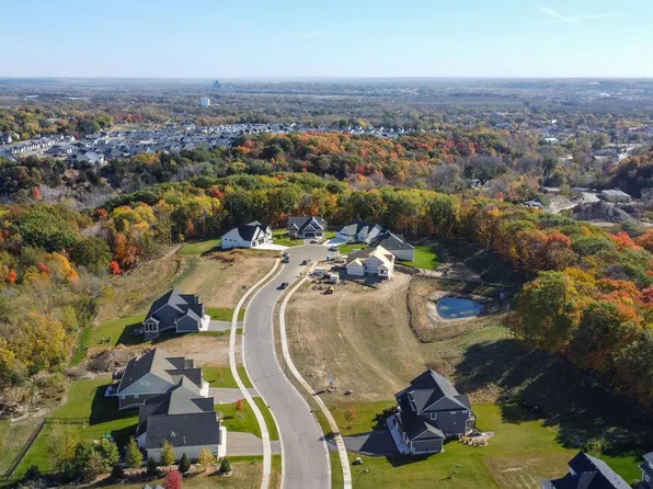 4319 Deere Trl, Chaska, MN 55318