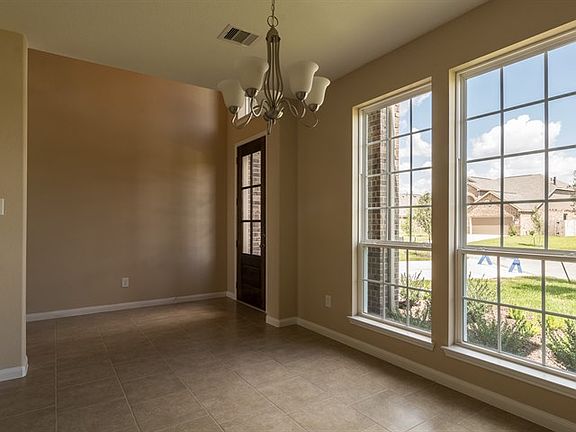 Inviting Formal Dining Room