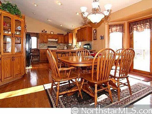 4th image of 8941 Cambridge Court