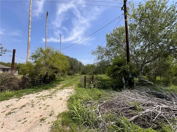 County Road 42, Robstown, TX 78380