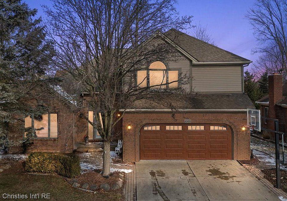 1st image of 43455 Brooks Dr