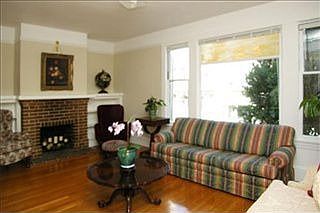 2nd image of 279 29th St