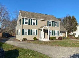 1179 Boston Post Rd #2, Old Saybrook, CT 06475