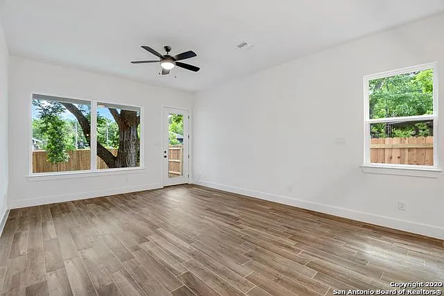 214 Connelly St #1 — Photo 11