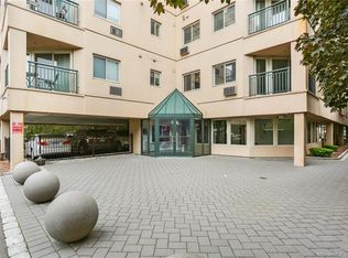 104 North St APT 103, Stamford, CT 06902