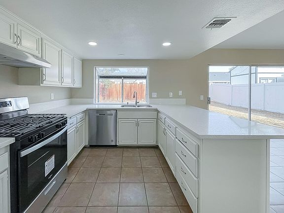 5th image of 765 W Avenue H4