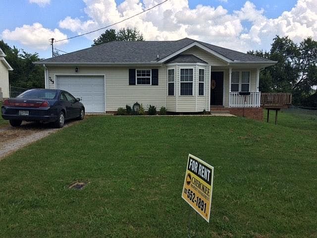 1st image of 745 Princeton Cir