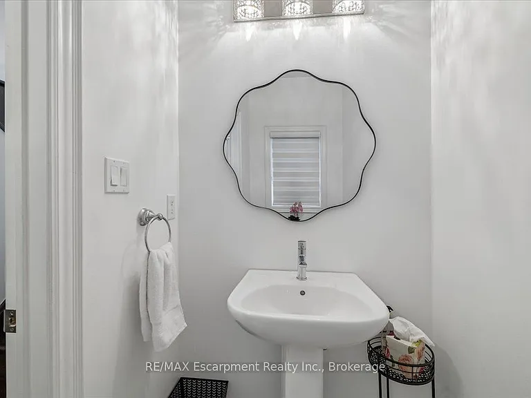2400 Spring Meadow Way — Photo 22