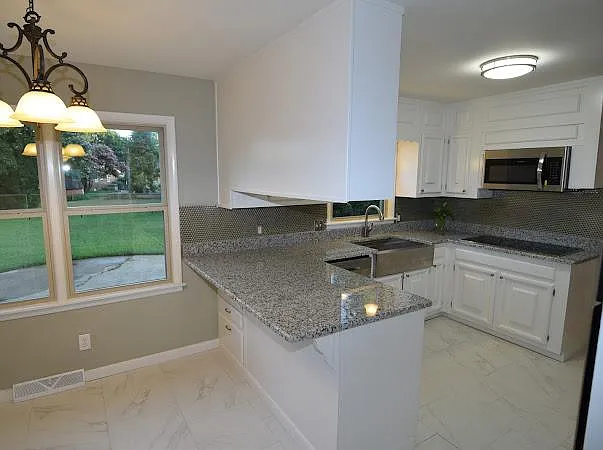 812 Farley Dr SE — Photo 23