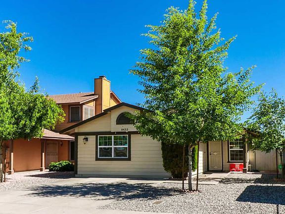 3rd image of 8433 W Sells Dr